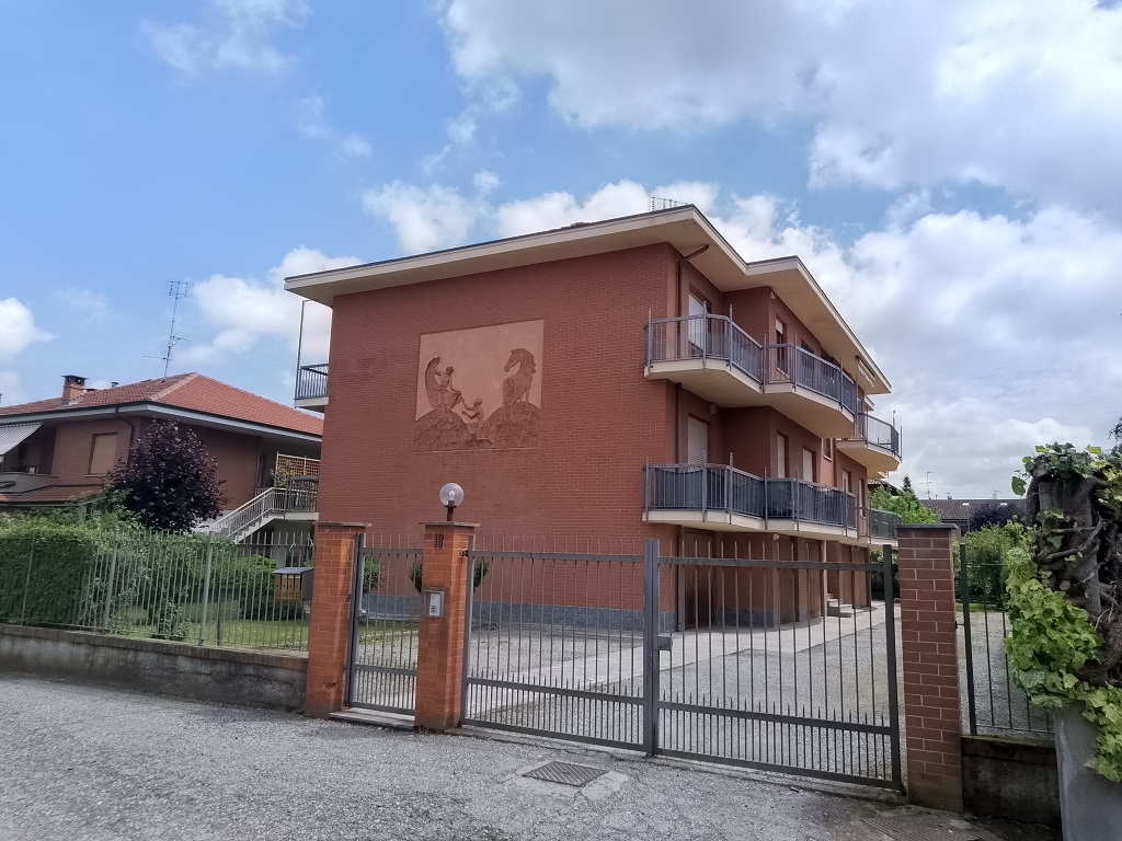 QUADRILOCALE IN ELEGANTE ZONA RESIDENZIALE