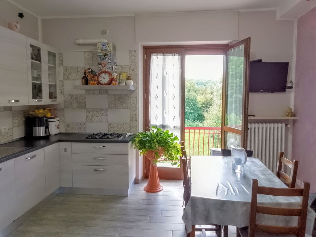 QUADRILOCALE RISTRUTTURATO, PRONTO PER ESSERE ABITATO!