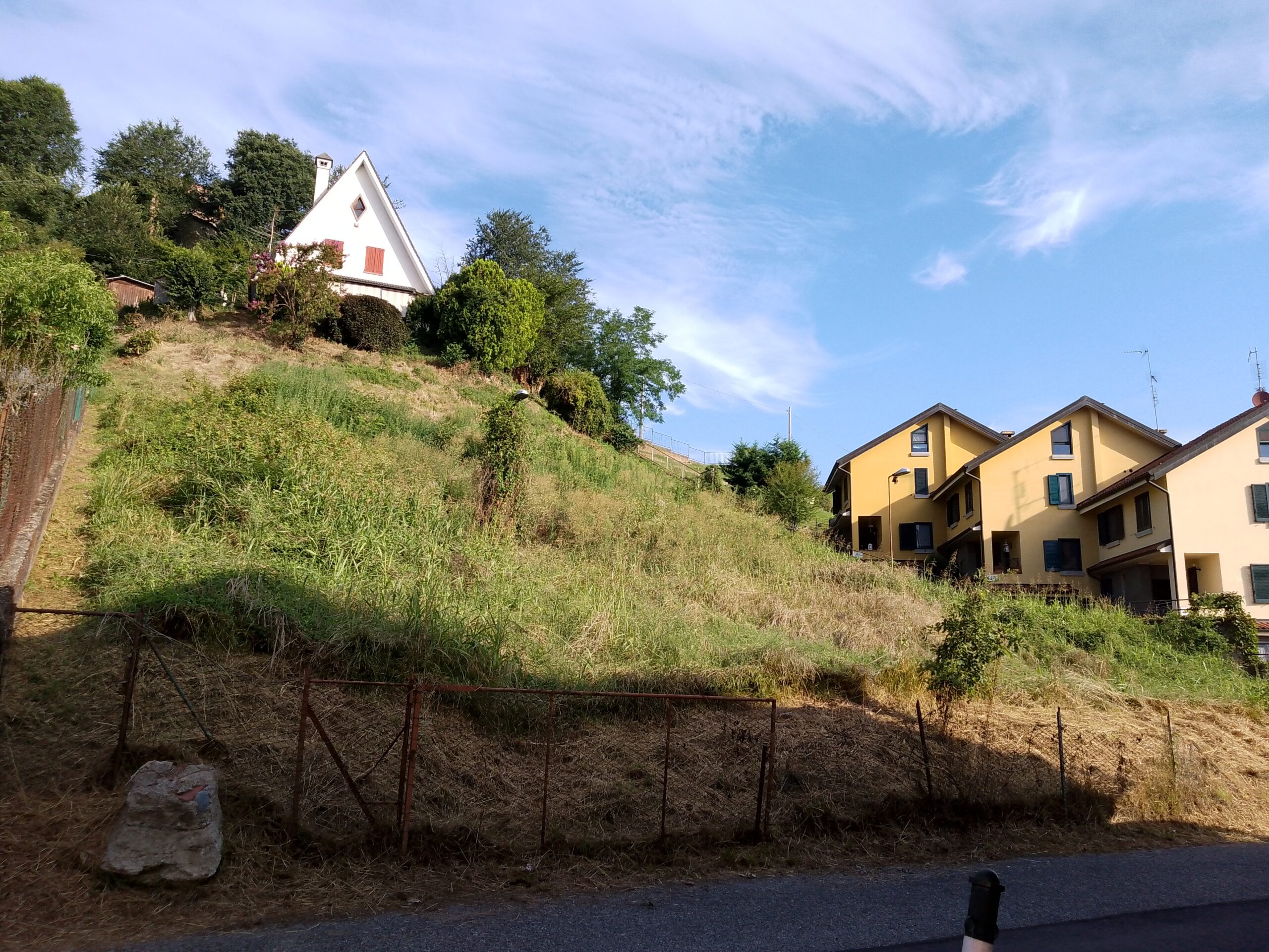 ULTIMO LOTTO EDIFICABILE DI ELEGANTE ZONA RESIDENZIALE